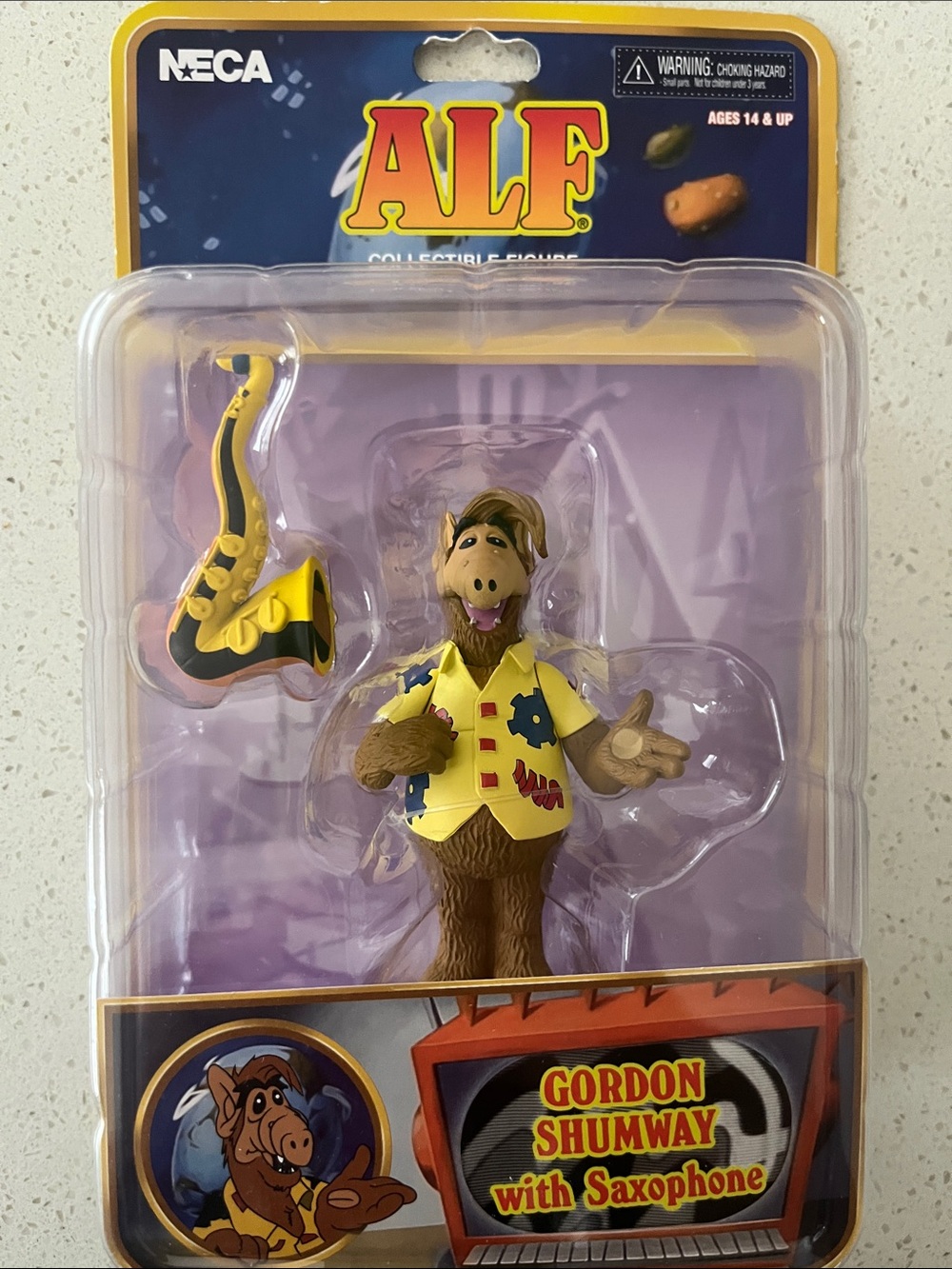 NECA ALF Gordon Shumway Action Figure Yellow Shirt Saxophone Collectible in box